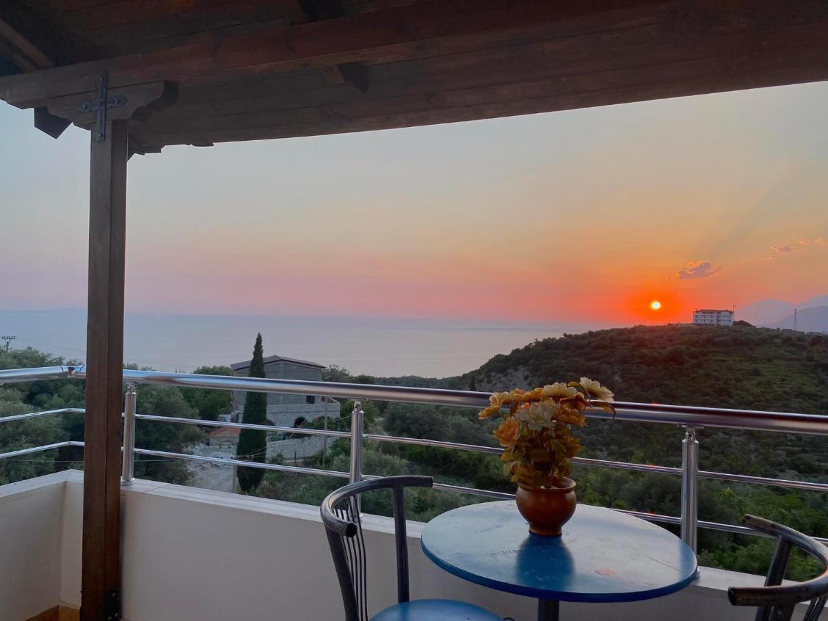 Itaka Hotel Lukova Dış mekan fotoğraf